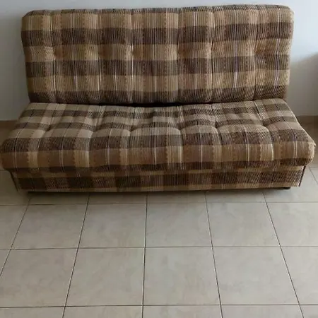 Rose Studio A57 *